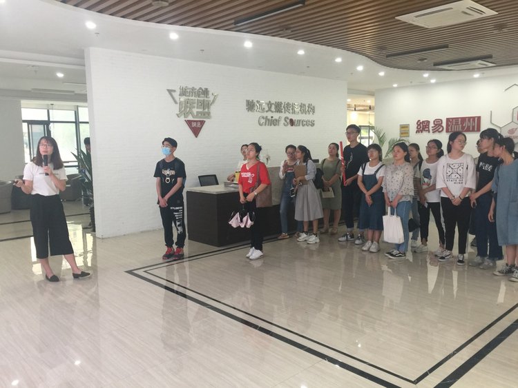 说明: https://cms-bucket.nosdn.127.net/2018/06/14/794d7efbf0c7444fb7da5c6b0ba72523.png?imageView&thumbnail=750x0&quality=85&type=jpg&interlace=1