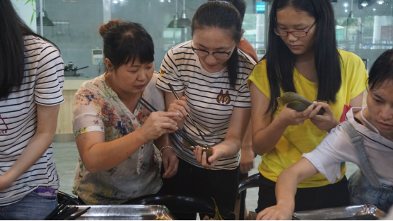 说明: http://wztv.66wz.com/pic/003/005/082/00300508239_eadc21f2.png